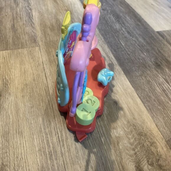 Authentic Hasbro Littlest Pet Shop Tricks N’ Talents Playset 2006 - Picture 4 of 6